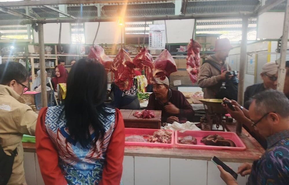 Harga Daging Sapi di Malang Melambung, Pedagang Keluhkan Penurunan Omzet Drastis